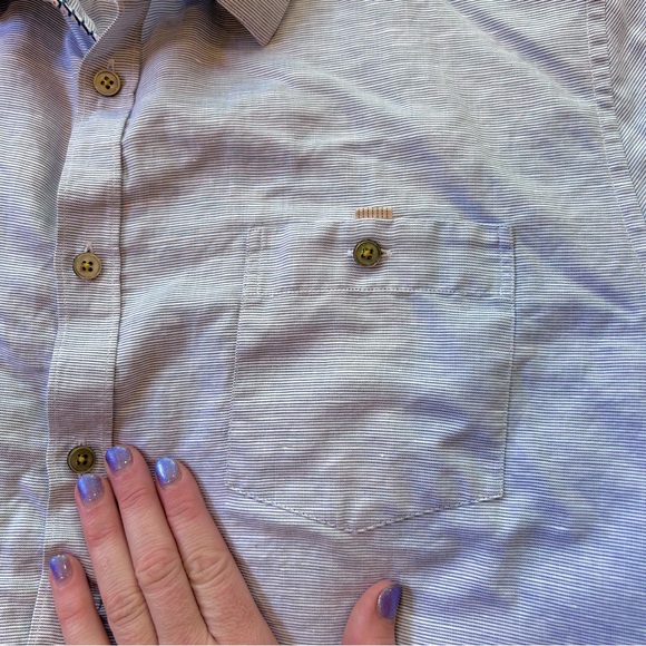 Ted Baker Men’s Short Sleeve Cotton Linen Button Down w/ Wavy Blue Dot Pattern - Picture 3 of 9